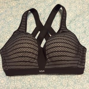 VSX 36D black and white high impact sports bra
